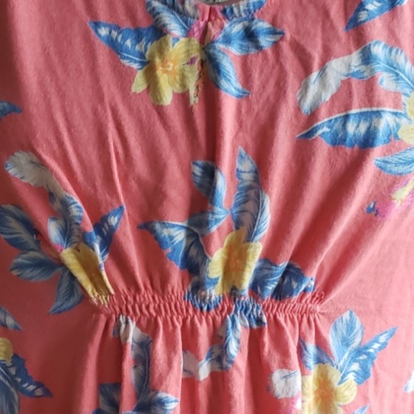 Hawaiian tank top. Old navy. Maternity (sku 378) - Picture 4 of 4